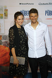 Lisa und Thomas Müller bei der Premiere "Das Pubertier" am 04.07.2017 im Mathäser Filmpalast (©Foto: Martin Schmitz)